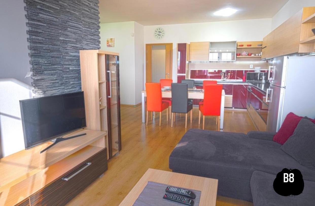 Apartman Velka Lomnica B8 Apartment Екстериор снимка